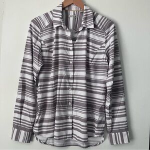 Orvis Long Sleeve Blouse Shirt Tab Sleeve Zipper Pocket Gray Stripe Size…